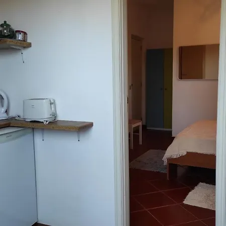 Pata *